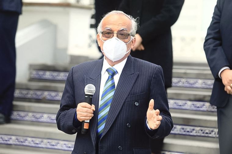 JEFE DEL GABINETE LLEGA AL CUSCO PARA BUSCAR SOLUCIÓN AL CONFLICTO EN CORREDOR MINERO