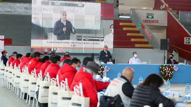 PRESIDENTE CASTILLO VIAJA A PUNO PARA LIDERAR V CONSEJO DE MINISTROS DESCENTRALIZADO