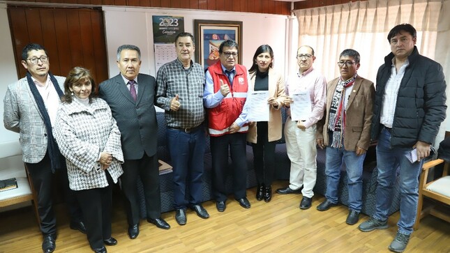 PCM y GORE Cusco suscriben acta para impulsar saneamiento de límites y gobernanza territorial