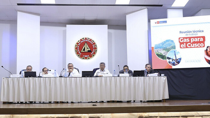 Ejecutivo presenta plan técnico y viable para la masificación del gas en Cusco